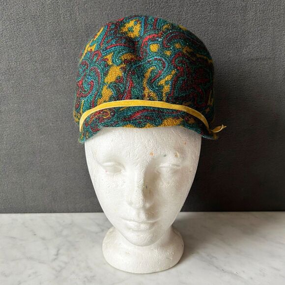 Vintage 60s Paisley Cloche Hat Teal Red Yellow Velvet Ribbon Retro Mod Style - Picture 3 of 7